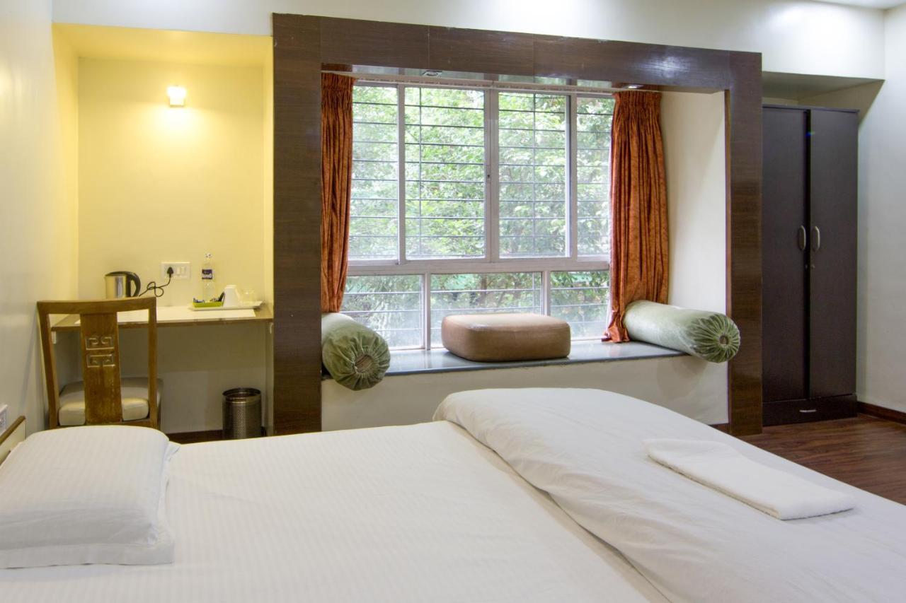 Apple Tree Apartments Koregaon Park Púna Exteriér fotografie
