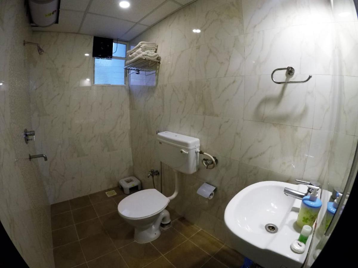 Apple Tree Apartments Koregaon Park Púna Exteriér fotografie