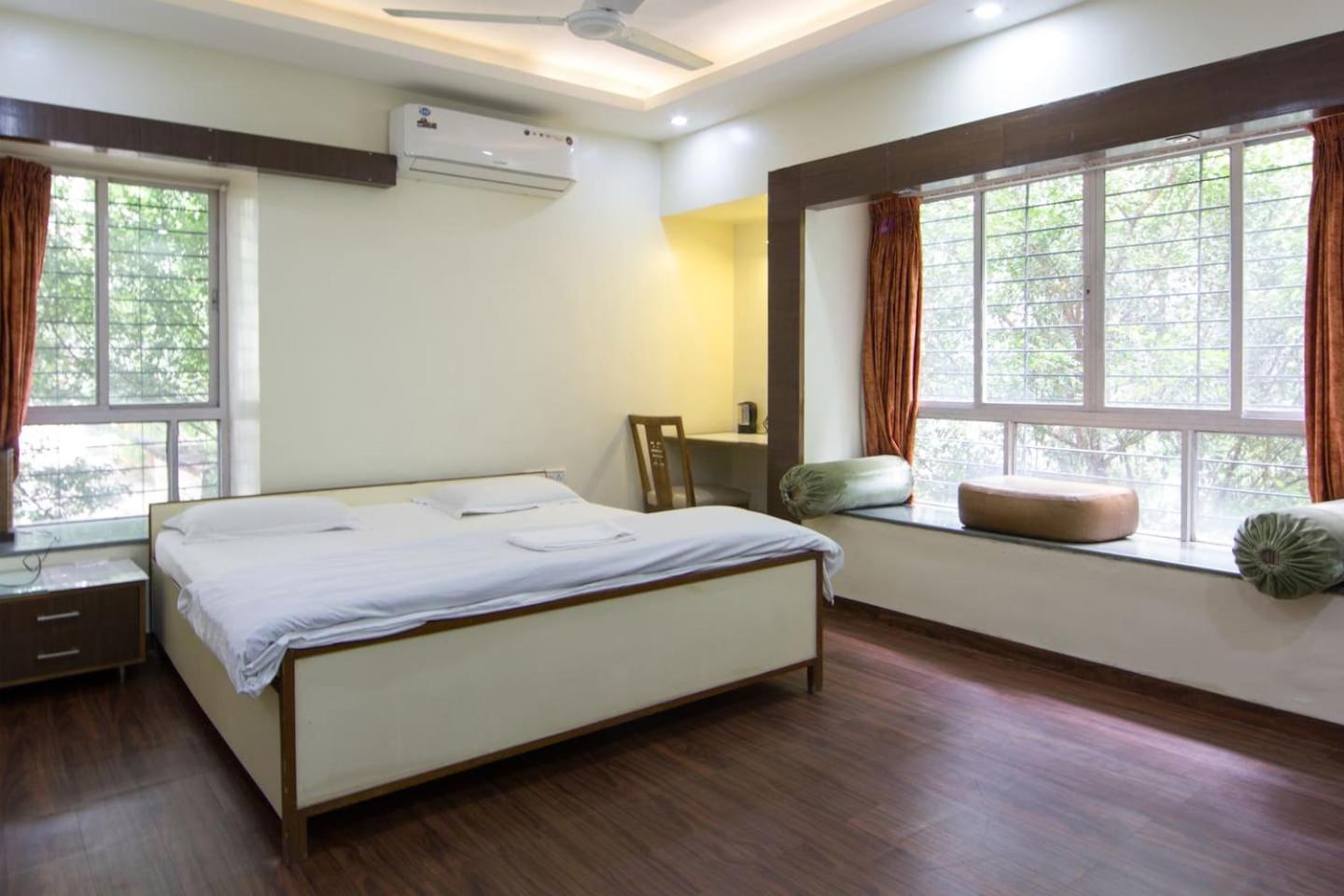 Apple Tree Apartments Koregaon Park Púna Exteriér fotografie