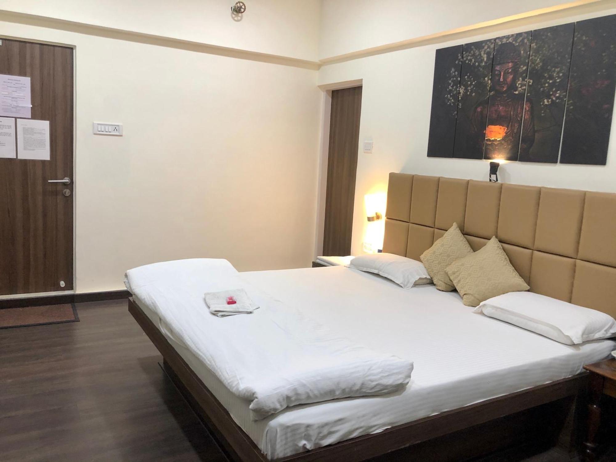 Apple Tree Apartments Koregaon Park Púna Exteriér fotografie